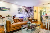 Luxury 3BR/3BA•Air Hockey Lounge•Walkable Old City