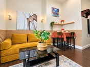 The Mellow Yellow | 1BR Near UPenn & Drexel
