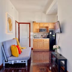 Ramblei near UPenn, Drexel & Art Museum| Studio A3