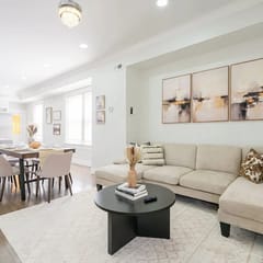 Spacious 3BR/3BA | Sleeps 7 | 10 Min to Stadium