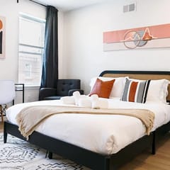 Trendy Private Room Steps to Broad St | Room B