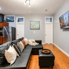 The Camac Hideaway | 2BR near Convention Center