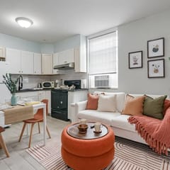 Lancaster Art Suite 4 | 2BR near Drexel & Penn