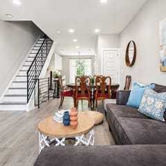4BR Townhome w/ Rooftop & Backyard | Sleeps 8