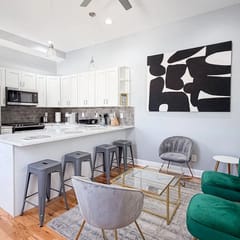 Modern 2BR 2BA Apt | Near Temple University