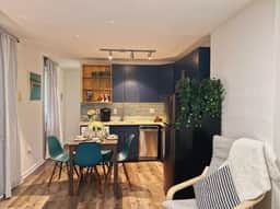 Ramblei near Rittenhouse Square | Studio - 2R