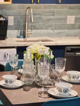 Ramblei near Rittenhouse Square | Studio - 2R