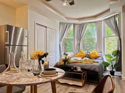 Ramblei near Schuylkill River Park | Studio - 1R