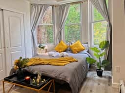 Ramblei near Schuylkill River Park | Studio - 1R