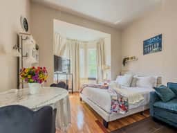 Sunny Studio Nest near Drexel & UPenn