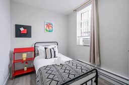 Lancaster Art Suite 3 | 2BR near Drexel & Penn