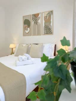 A Cozy Boho Oasis | 1BR Center City Philly - Image 4