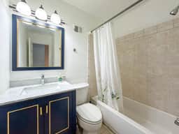 Private Bedroom near Temple U | Unit C - Image 4