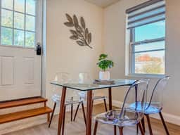 Stylish 3BR Apt w/Laundry Near UPenn&Drexel - Image 3