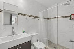 BudgetNest | Ensuite Room | UPenn/Drexel R4 - Image 5