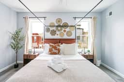 Dreamy 3BR Escape in South Philly | Sleeps 6 - Image 3