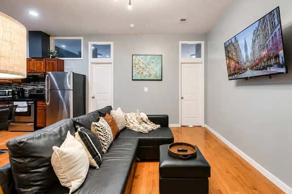 The Camac Hideaway | 2BR near Convention Center - Image 1