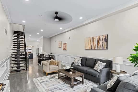 Luxury Queens Village - 4Br 4.5Ba - Rooftop Patio - Image 1