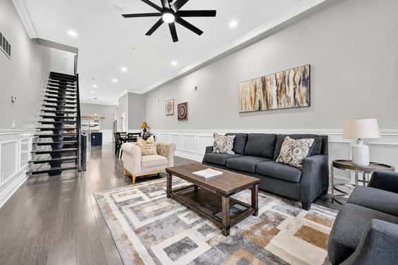 Luxury Queens Village - 4Br 4.5Ba - Rooftop Patio - Image 1