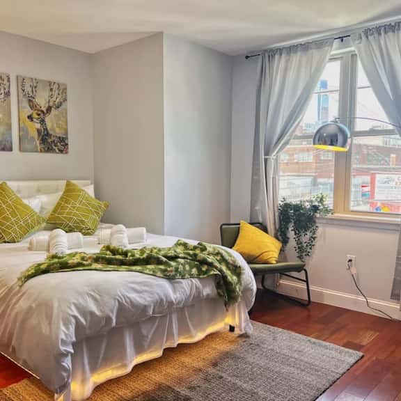 Ramblei near Chinatown & CenterCity | 2Bedroom-C - Image 1
