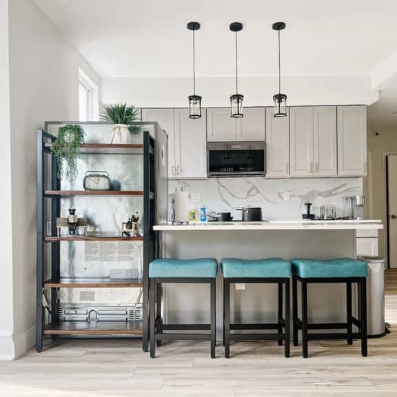 Ramblei near Drexel Park: 6-Bedroom - Image 1