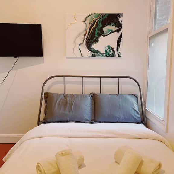 Ramblei near University City | Studio - 1M - Image 1