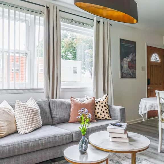 Temple Area 5BR Gem | Great for Groups & Family - Image 1