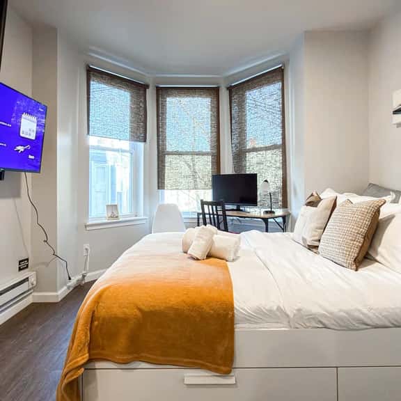 Private Studio Near Upenn & Drexel - Image 1