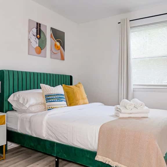 Private Bedroom near Temple U | Unit D - Image 1