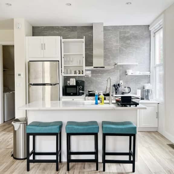 Ramblei near Drexel Park: 4-Bedroom Unit A - Image 1