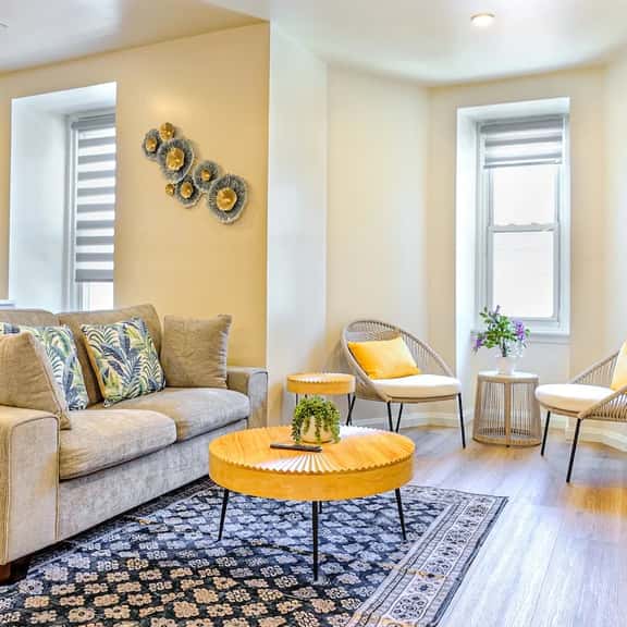 Upscale 3BR Retreat | Resort Vibes Near Ritt. - Image 1