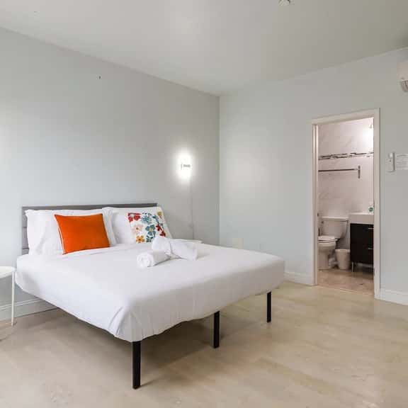 BudgetNest Near UPenn & Drexel | Private Room 2F - Image 1