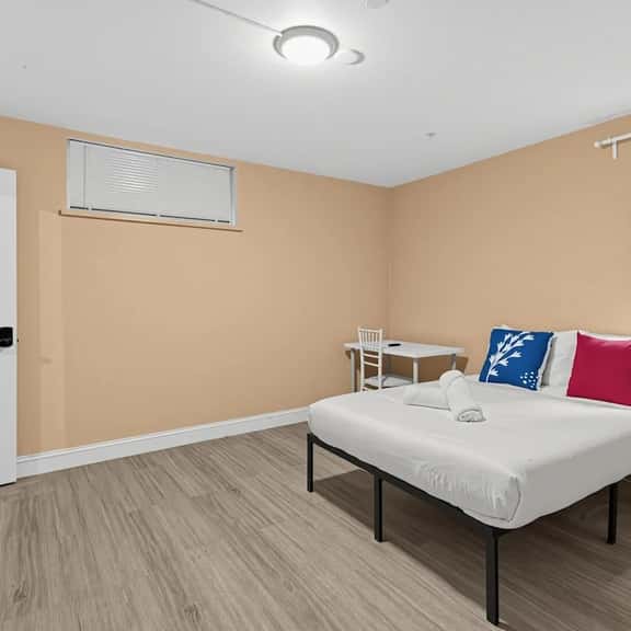 BudgetNest Near UPenn & Drexel | Private Room 1 - Image 1
