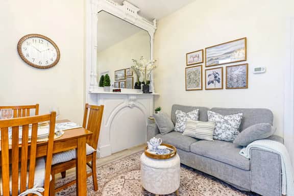 Elegant French Retreat • Dual Kitchen • Sleep 11