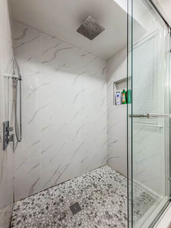 Private Bedroom near Temple U | Unit B