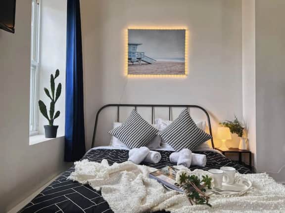 Ramblei near Rittenhouse Square | Studio - 3F