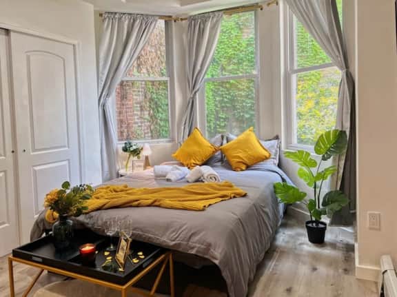 Ramblei near Schuylkill River Park | Studio - 1R