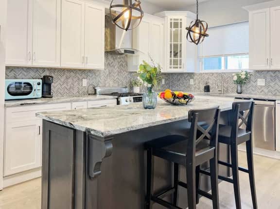 Ramblei near SJU & CHOP | 8-Bedroom House