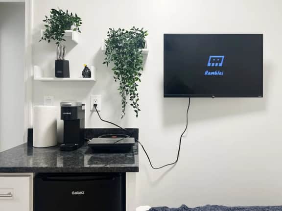Ramblei near UPenn and Drexel | Unit 1M