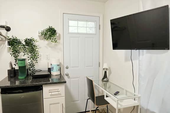 Ramblei near UPenn and Drexel | Unit 1R (new)
