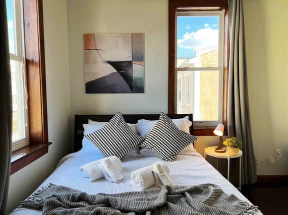Ramblei near UPenn, Drexel & Art Museum| Studio A1