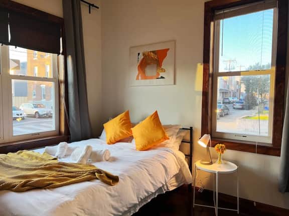 Ramblei near UPenn, Drexel & Art Museum| Studio B2