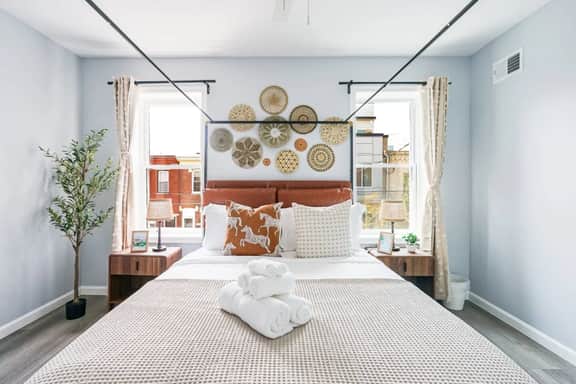 Dreamy 3BR Escape in South Philly | Sleeps 6