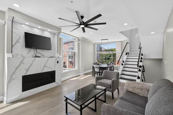 Queen Village Grand | 3BR, Rooftop & Garage