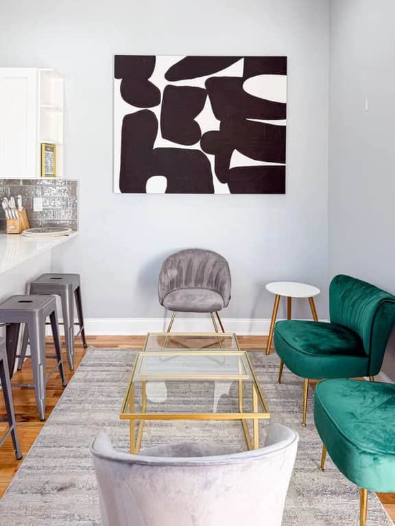 Modern 2BR 2BA Apt | Near Temple University - Image 2