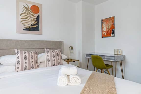 Temple Area 5BR Gem | Great for Groups & Family - Image 4