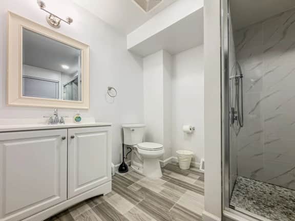 Private Bedroom near Temple U | Unit A - Image 5