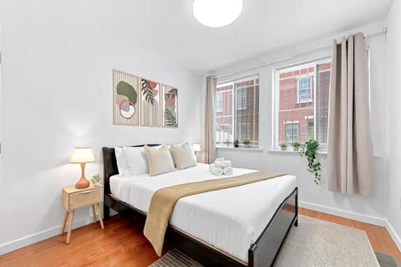 A Cozy Boho Oasis | 1BR Center City Philly - Image 5