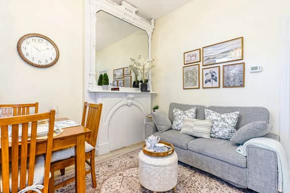 Elegant French Retreat • Dual Kitchen • Sleep 11 - Image 4