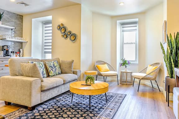 5 Star Art District Haven–Walk to Top Attractions!